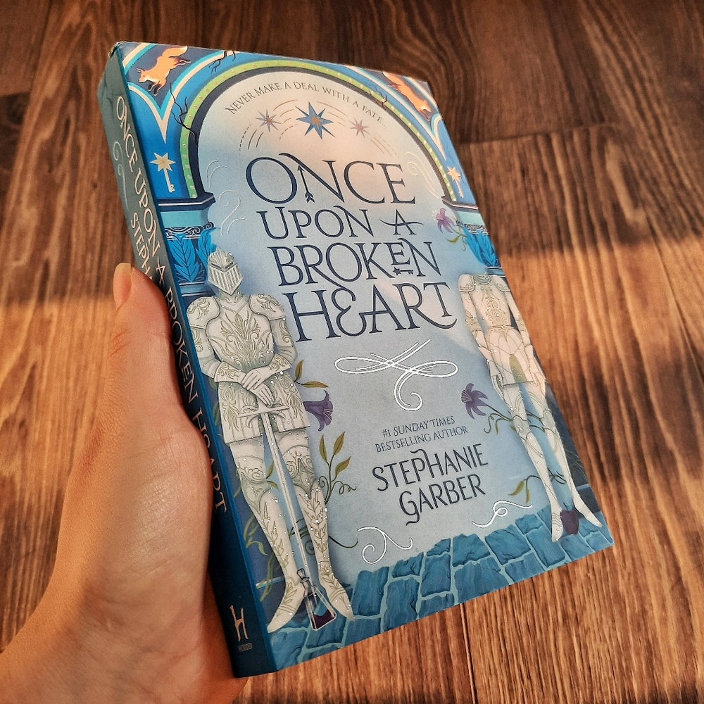Waterstones Exclusive One Upon a Broken Heart by Stephanie Garber